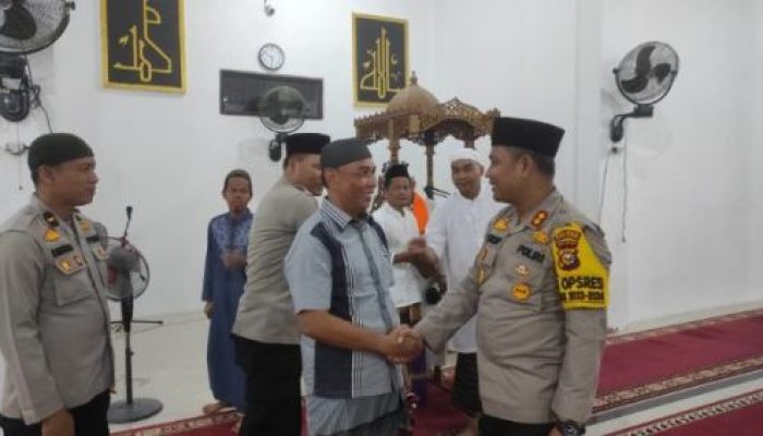 Sosok Pemimpin Humoris dan Santun Berakhlak Kapolres Kuansing Bersama Tokoh masyarakat dan Tokoh Agama Kuansing
