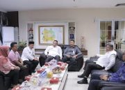 Sekdako Pekanbaru Diskusi Bersama Walikota Solok Membahas Undangan Panen Raya dan Pembangunan RSUD