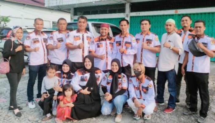 Jajaran PW BPK PP Riau dan PC BPK MPC PP Pekanbaru Berbagi Takjil Menjelang Waktu Berbuka Puasa