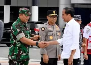 Melanjutkan Kunker di Sulteng, Danrem 132/Tdl Melepas Keberangkatan Presiden Jokowi Menuju Kabupaten Tolitoli