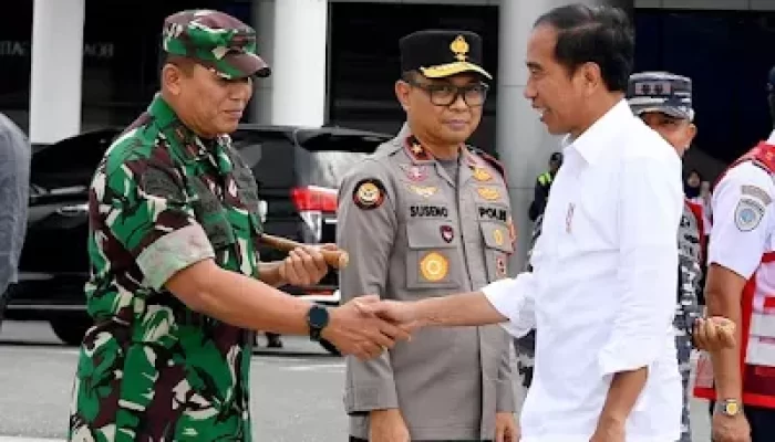 Melanjutkan Kunker di Sulteng, Danrem 132/Tdl Melepas Keberangkatan Presiden Jokowi Menuju Kabupaten Tolitoli