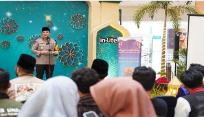 Kapolda Riau Menghadiri Acara Puncak Serambi Ramadhan Dengan Tema “Menggapai Cinta dengan Menebar Kebaikan”