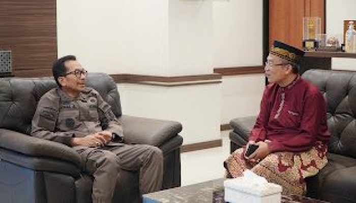 Melakukan Kunker ke Kejati Riau, Kepala BPS Riau: Mempererat Silaturahmi Antara BPS Riau dan Kejati Riau