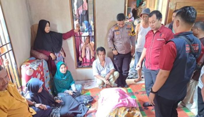 Seorang Nenek Ditemukan Tewas Bersimbah Darah dengan Tubuh Luka-Luka di Sawah