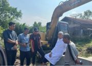Banjir Rob di Dumai, Walikota H. Paisal Meninjau Langsung Proses Penanggulangannya