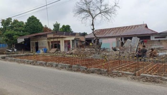 Penutupan Parit Oleh Pengusaha, Pengamat Menilai Satpol PP dan Dinas Terkait Harus Tegas dan Tidak Tebang Pilih