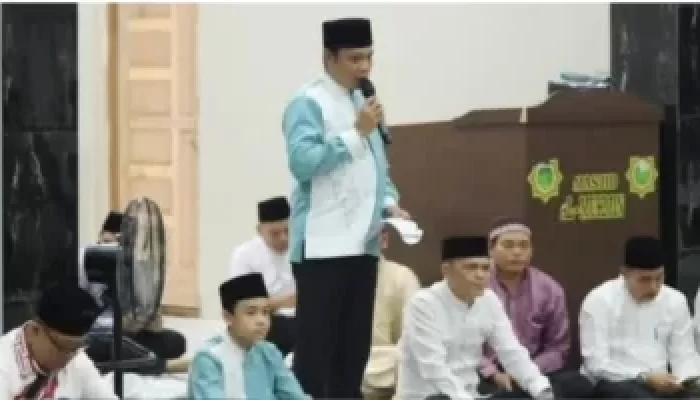 Dalam Safari Ramadhan Malam Ke-6, Pj Walikota Pekanbaru Muflihun, S.STP., M.AP Mengajak Masyarakat Sukseskan Program Pemko