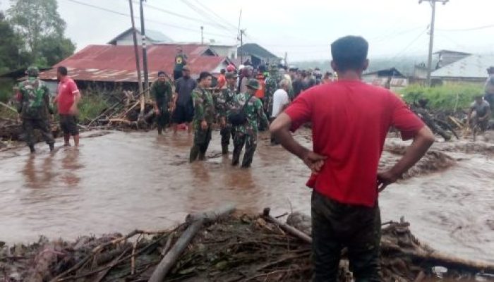 Wilayah Simpang Bukit Kecamatan IV Angkek Canduang Agam Diterjang Banjir Bandang Jum’at Sore