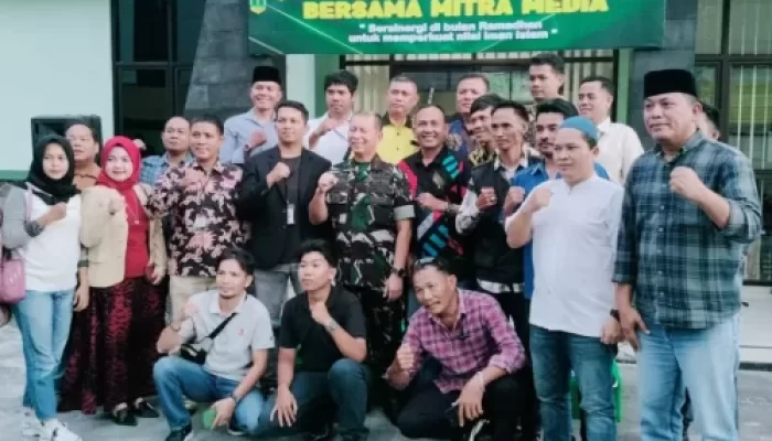 Pererat Tali Silaturahmi, Danrem 031/WB Laksanakan Kegiatan Buka Bersama Dengan Mitra Media Korem di Makorem
