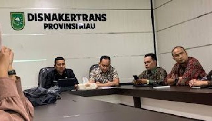 Terima 33 Laporan, Disnakertrans Riau Telah Menyurati Perusahaan Terkait Penundaan Pembayaran THR