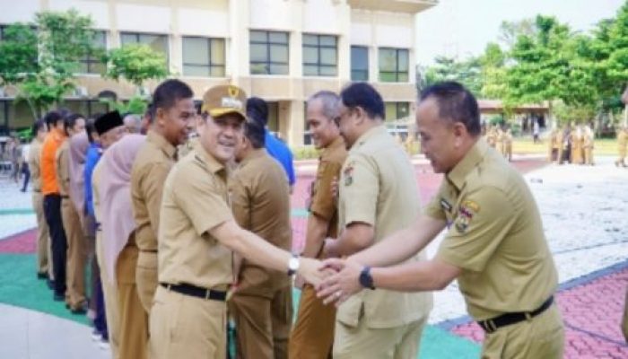 Pj Bupati Kampar Mengapresiasi Kehadiran ASN/THL Di Hari Pertama Kerja Usai Libur Lebaran 2024