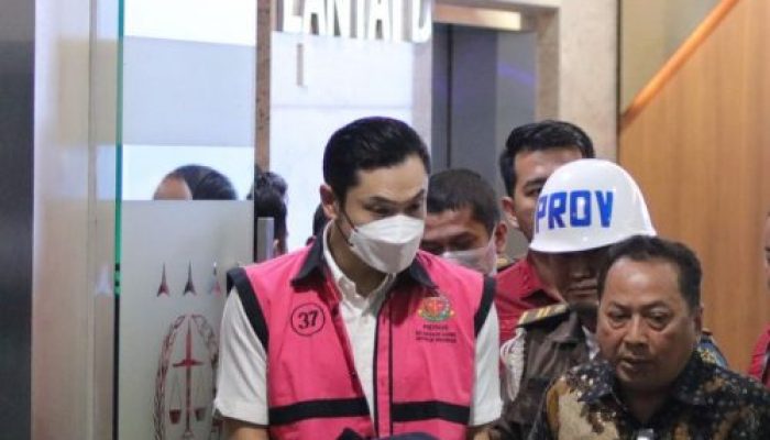 Tetapkan Lima Tersangka Sekaligus, Kejaksaan Agung Bertekad Tuntaskan Kasus Mega Korupsi di PT Timah Tbk