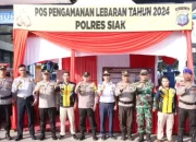 Pastikan Berikan Pelayanan Terbaik Kepada Masyarakat, Kapolres Siak Lakukan Tinjauan Ke Beberapa Pospel dan Pospam Idul Fitri 1445 H/ 2024 M di Siak