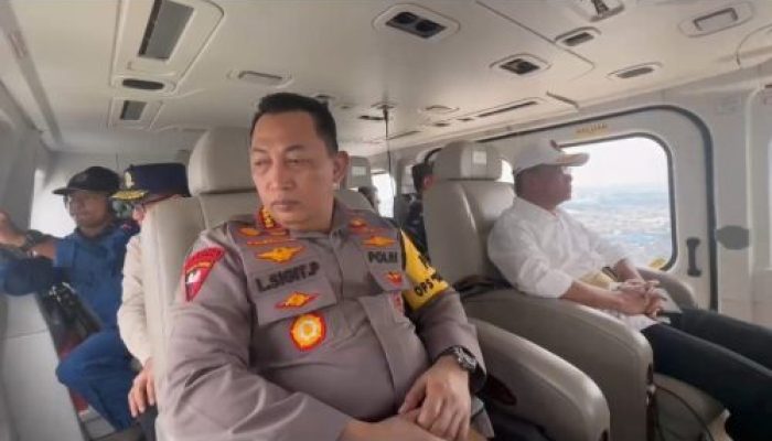 Pastikan Keamanan Arus Mudik Lebaran, Kapolri Lakukan Patroli Melalui Udara Menggunakan Helikopter Di Jalur Tol