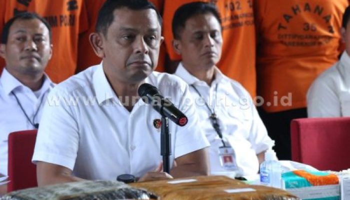 Diduga Terlibat Jaringan Narkoba, Pegawai Maskapai Swasta Diamankan Pihak Kepolisian