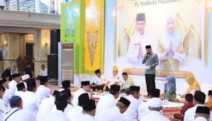 Merajut Kebersamaan dan Silaturahmi, Pj Walikota Pekanbaru Gelar Kegiatan Bukber Dengan Pengurus LPM