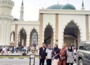 Jadi Wisata Religi, Mesjid Agung Dumai Islamic Center Dipadati Ribuan Turis Lokal Selama Libur Lebaran