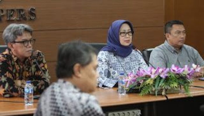 Ini Tanggapan Dewan Pers Terkait Wartawan Tidak Harus UKW