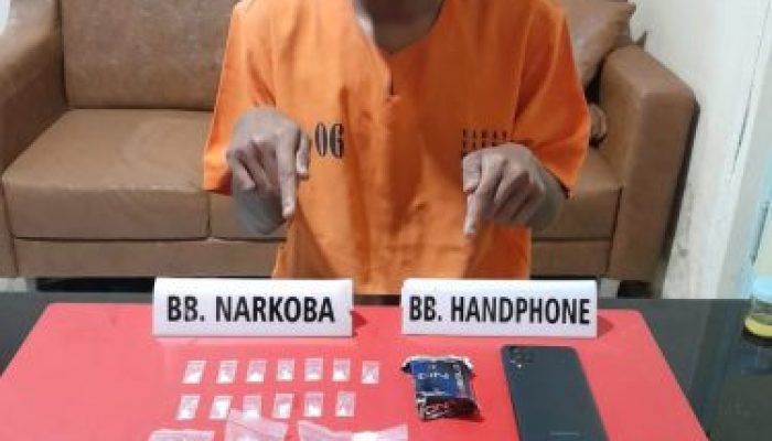 Polisi Tangkap Warga Desa Sialang Kubang Beserta Barang Bukti 13 Paket Sabu-Sabu Siap Edar