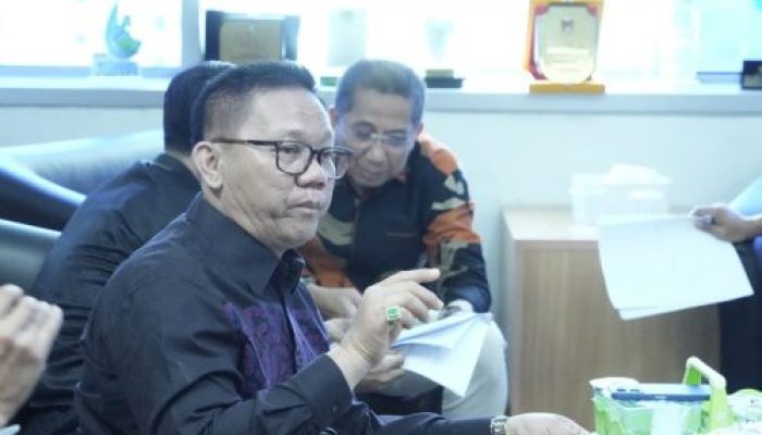 Diskusi Bersama Kemendagri, Ketua Pansus Ranperda PT BLJ Dapat Masukkan dan Saran Perubahan Pasal Dari Kasubdit Kemendagri