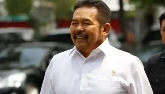 Jampidsus Diikuti Densus 88, Komisi Kejaksaan Minta Jaksa Agung Segera Berkoordinasi Dengan Kapolri