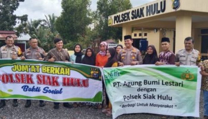 Kapolsek Siak Hulu Bersama PT ABL Laksanakan Kegiatan Jum’at Curhat dan Bakti Sosial di Desa Pangkalan Baru