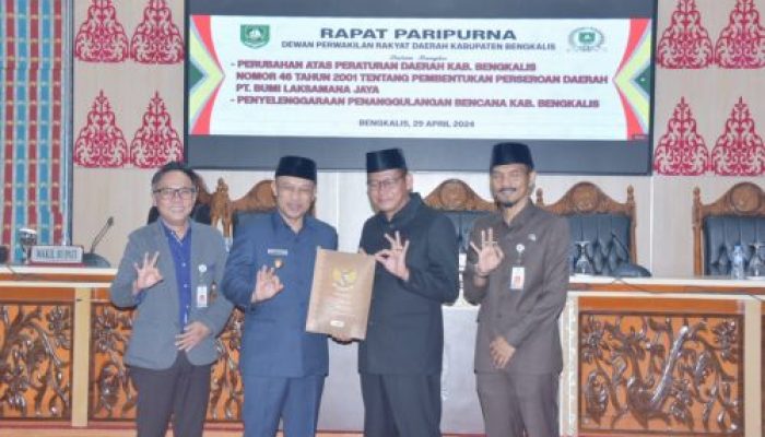 Dua Ranperda Dari Bupati Bengkalis Diterima DPRD Bengkalis di Ruang Rapat Sidang Paripurna