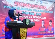 Bupati Bengkalis Kasmarni Melepas 180 Atlet Peserta POPDA XVI Tingkat Provinsi Riau