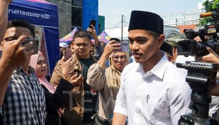 Jelang Pilkada Jakarta 2024, Sekjen PKS Sebut Jokowi Sodorkan Nama Kaesang ke Sejumlah Parpol, Kaesang: Sebut Partai Mana