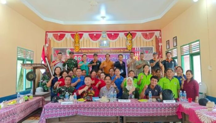 Dukung Upaya Pencegahan Stunting, Danpos Seriang Satgas Pamtas RI-Malaysia Hadiri Kegiatan “Intervensi Serentak Pencegahan Stunting” di Desa Seriang