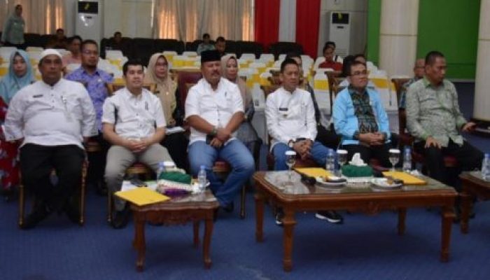 Dibuka Langsung Oleh Presiden Jokowi, Pj Bupati Kampar Ikuti Rakornas Inflasi Tahun 2024 Secara Virtual di Balai Bupati Kampar