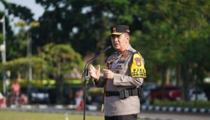 Kapolda Riau Pimpin Apel Pasukan Operasi Patuh Lancang Kuning 2024