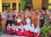 Camat Tenayan Raya Resmi Mencanangkan PIN Polio 2024 di SDN 95 Kelurahan Rojosari