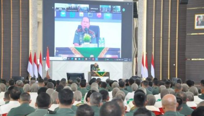 Jam Komandan Korem 031/Wira Bima, Danrem : Jauhi Pengaruh Lingkungan Yang Tidak Baik