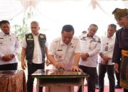Pj Gubri SF Hariyanto Resmikan Dua Jembatan di Rohul