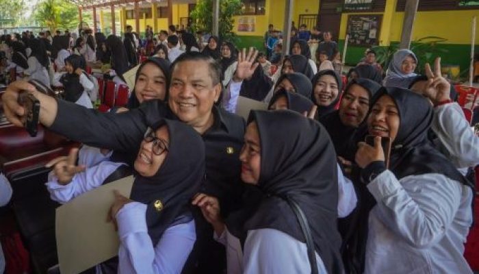 Alhamdulillah, 115 Guru Honorer di Dumai Terima SK PPPK dari Pj Gubri SF Hariyanto