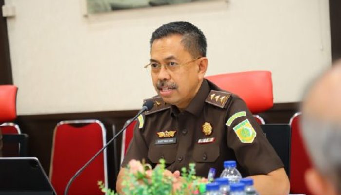 JAM-Pidum Prof. Dr. Asep Nana Mulyana Terapkan Keadilan Restoratif pada Perkara Pencurian di Medan