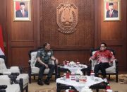 Tiba di Gedung Negara Grahadi, Kedatangan Mayjen TNI Rudy Disambut Pj Gubernur Adhy