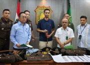 Kejagung Tangkap Jaksa Gadungan Menipu Rp4,6 Miliar untuk Judi Online