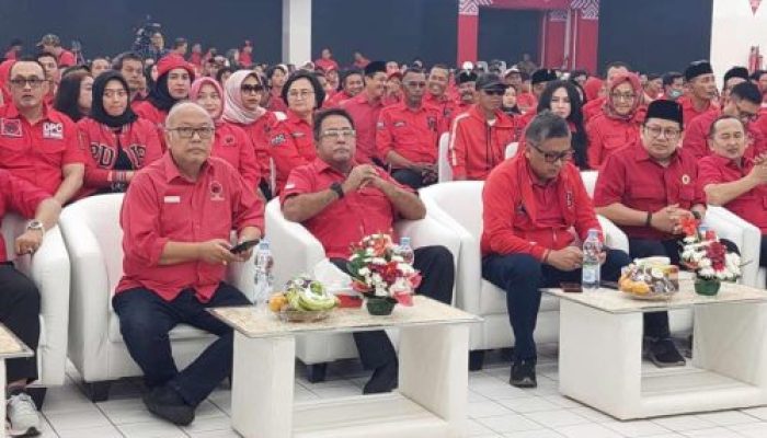 Sekjen PDI Perjuangan Hasto Kristianto Menyatakan PDIP Usung Mad Romli dan Irvansyah di Pilkada Kabupaten Tangerang