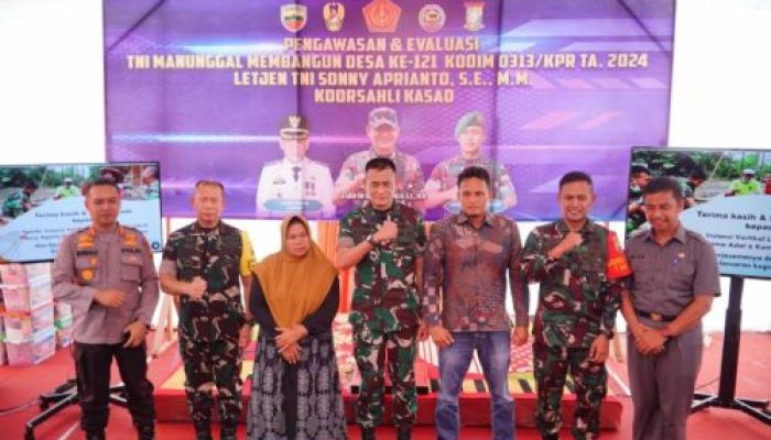 Pj Bupati Kampar Sambut Kedatangan Letjen TNI Sonny Aprianto beserta Tim Wasev TMMD Ke-121