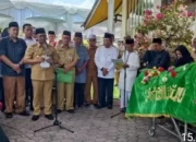 Pj Gubri, Rahmat Hadi Sampaikan Duka Mendalam Atas Wafatnya Mantan Sekda Riau, Arsyad Rachim