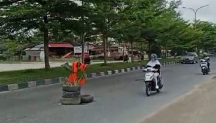 Tindak lanjuti Lubang di Jalan Soekarno-Hatta, PUPR Riau Gerak Cepat