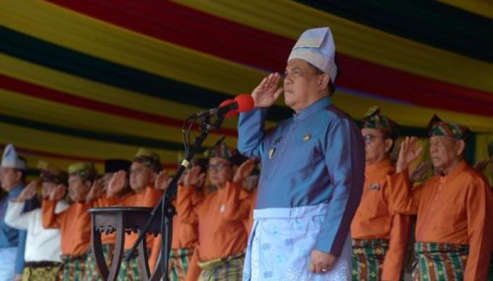 Sampaikan Amanat Upacara Peringatan Hari Jadi ke 67 Provinsi Riau Pj Gubri: Terima Kasih Sudah Bersama Membangun Riau