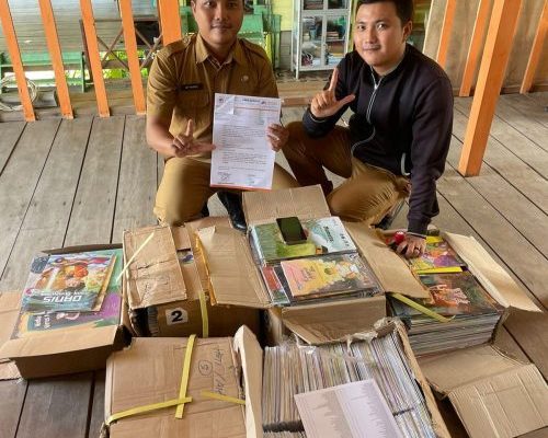 TBM ABAH di Desa Tiangau Mendapat Bantuan Buku Dan Renovasi Bangunan