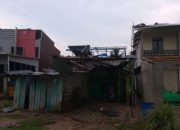BREAKING NEWS: Rumah Warga di Teluk Batang Hancur Dihantam Puting Beliung