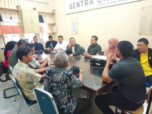 Tim Kuasa Hukum Bertuah Laporkan Oknum Panwas ke Bawaslu Riau, Imbas APK Muflihun Ade Dirusak