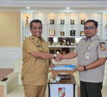 Roni Rahmat Menunjuk Zarman Chandra sebagai Pelaksanaan Harian(PLH) Sekdako Kota Pekanbaru