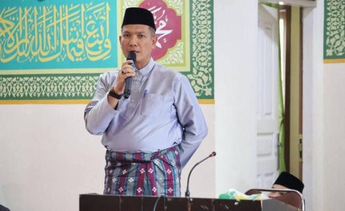 Bapenda Pekanbaru Salurkan Zakat Jelang Tahun Baru, Bantu 142 Mustahik