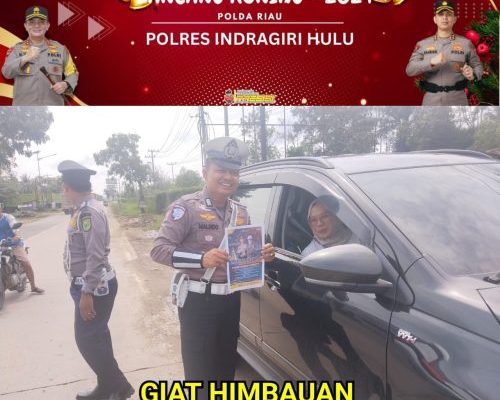 Arus Lalu Lintas Nataru Lancar, Kasat Lantas Polres Inhu Bagikan Brosur Imbaun